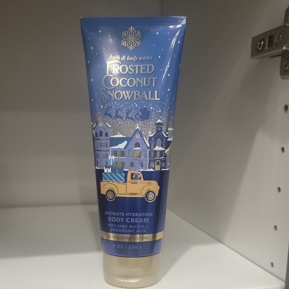 Bath & Body Works Frosted Coconut Snowball Body Cream